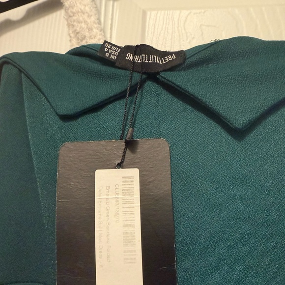 PrettyLittleThing Green slit dress - Picture 4 of 4